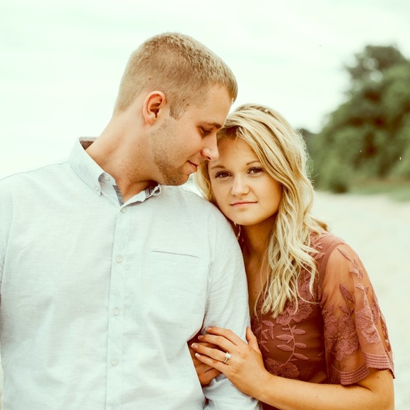 Meet your Posher, Brittiny - Picture 1 of 1